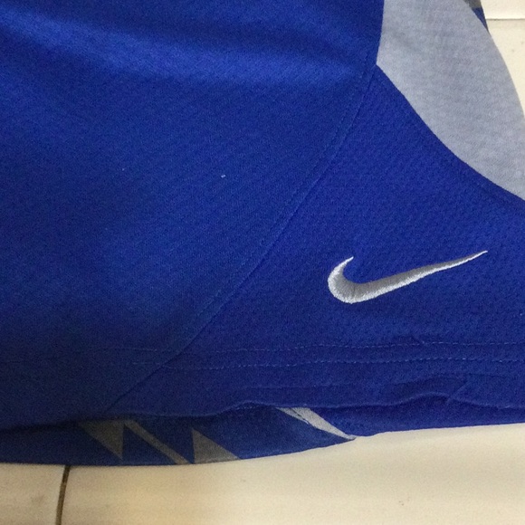 Nike Dri-fit Authentic Boys shorts Medium Like New - Picture 3 of 6